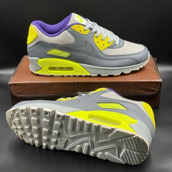 Nike Air Max 90 Essential iD - Picture 10 of 10